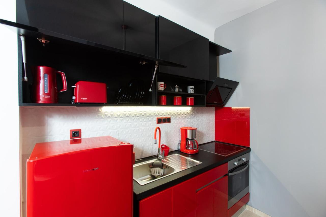 Downtown Luxury Boutique Suites : The Red Suite Салоники Экстерьер фото
