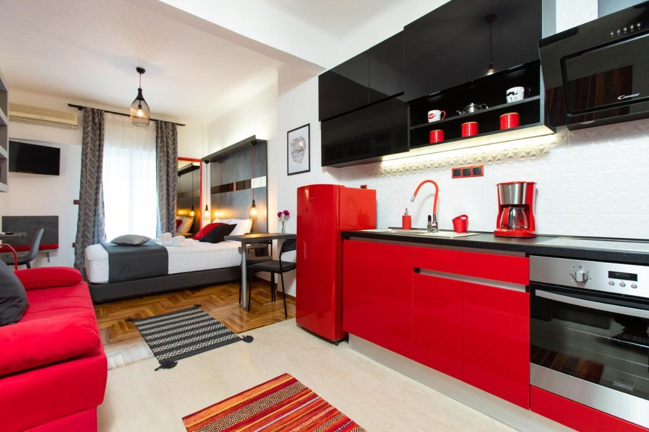 Downtown Luxury Boutique Suites : The Red Suite Салоники Экстерьер фото