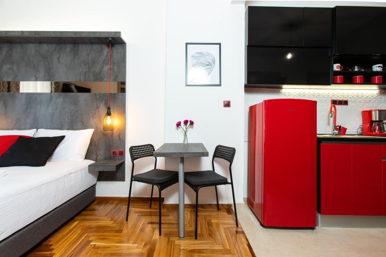 Downtown Luxury Boutique Suites : The Red Suite Салоники Экстерьер фото