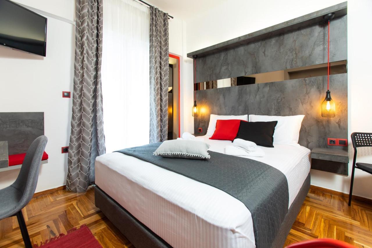 Downtown Luxury Boutique Suites : The Red Suite Салоники Экстерьер фото