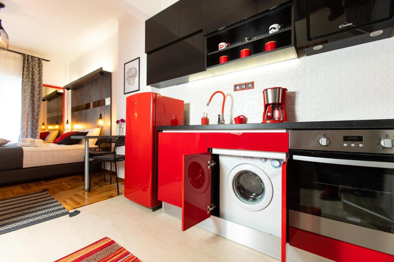Downtown Luxury Boutique Suites : The Red Suite Салоники Экстерьер фото