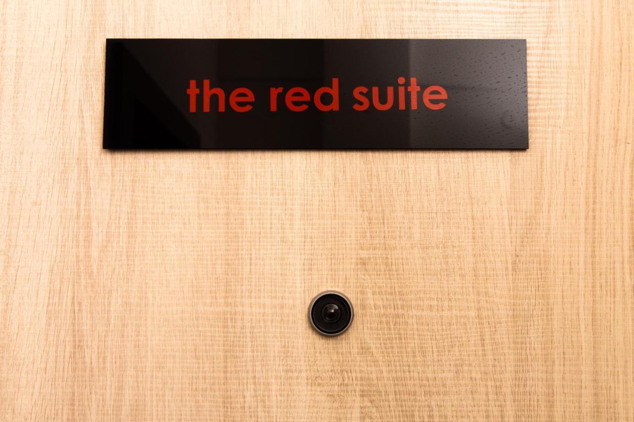 Downtown Luxury Boutique Suites : The Red Suite Салоники Экстерьер фото